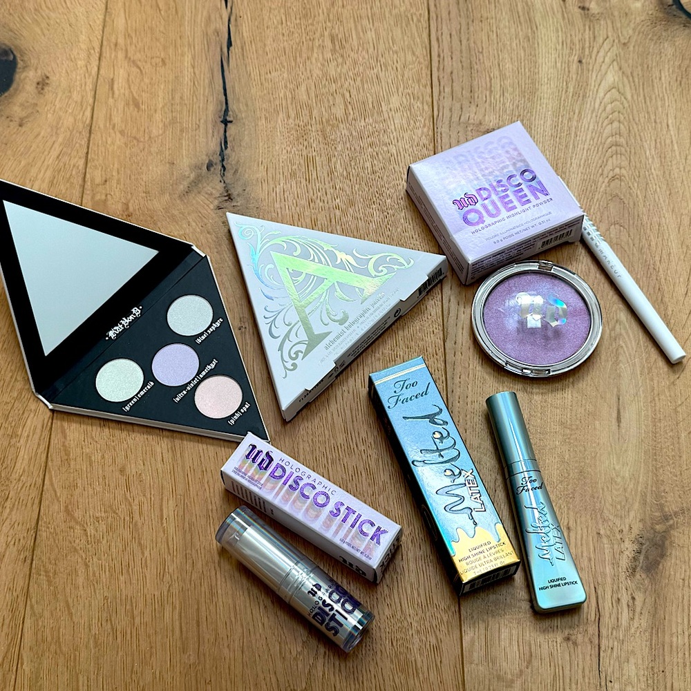 Urban Decay Too Faced KVD Make Up Bundle